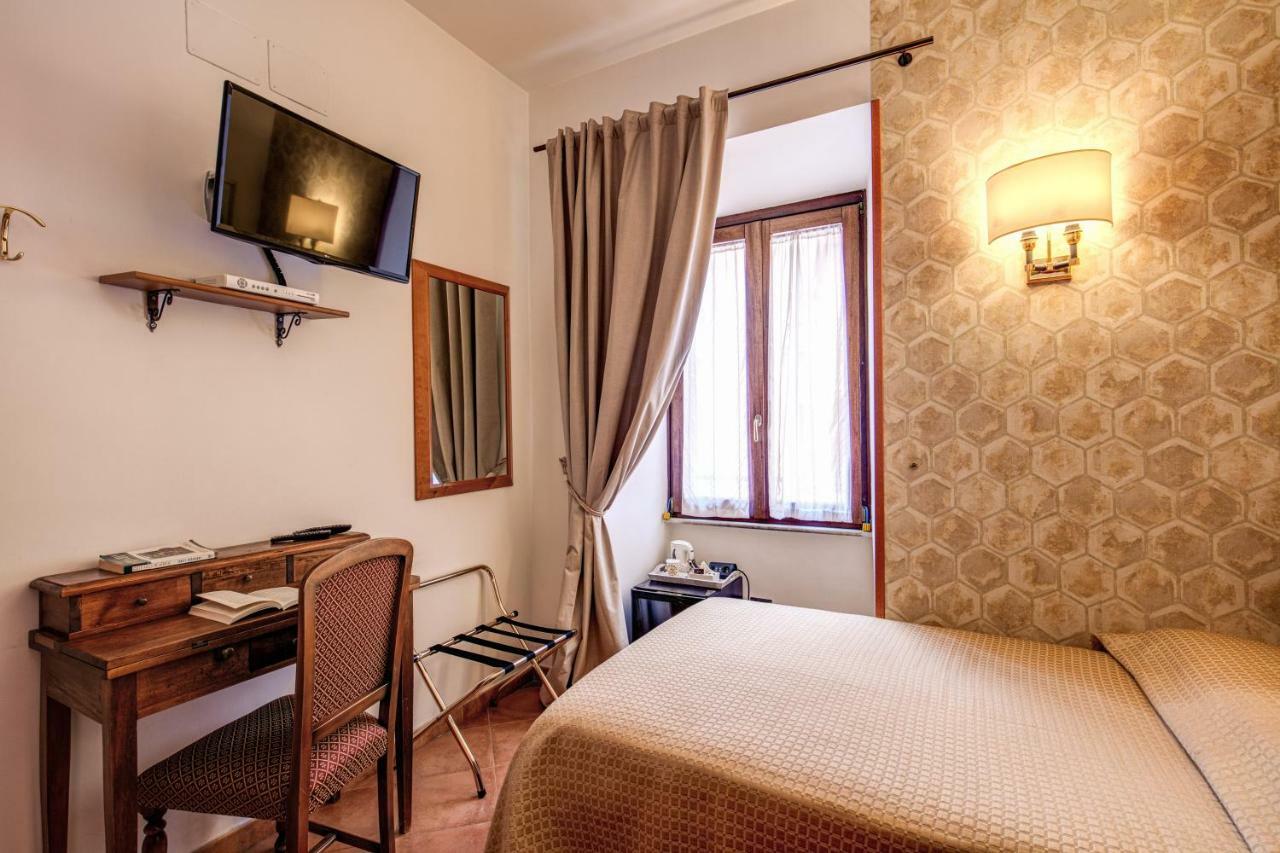 Hotel Gea Di Vulcano 3*